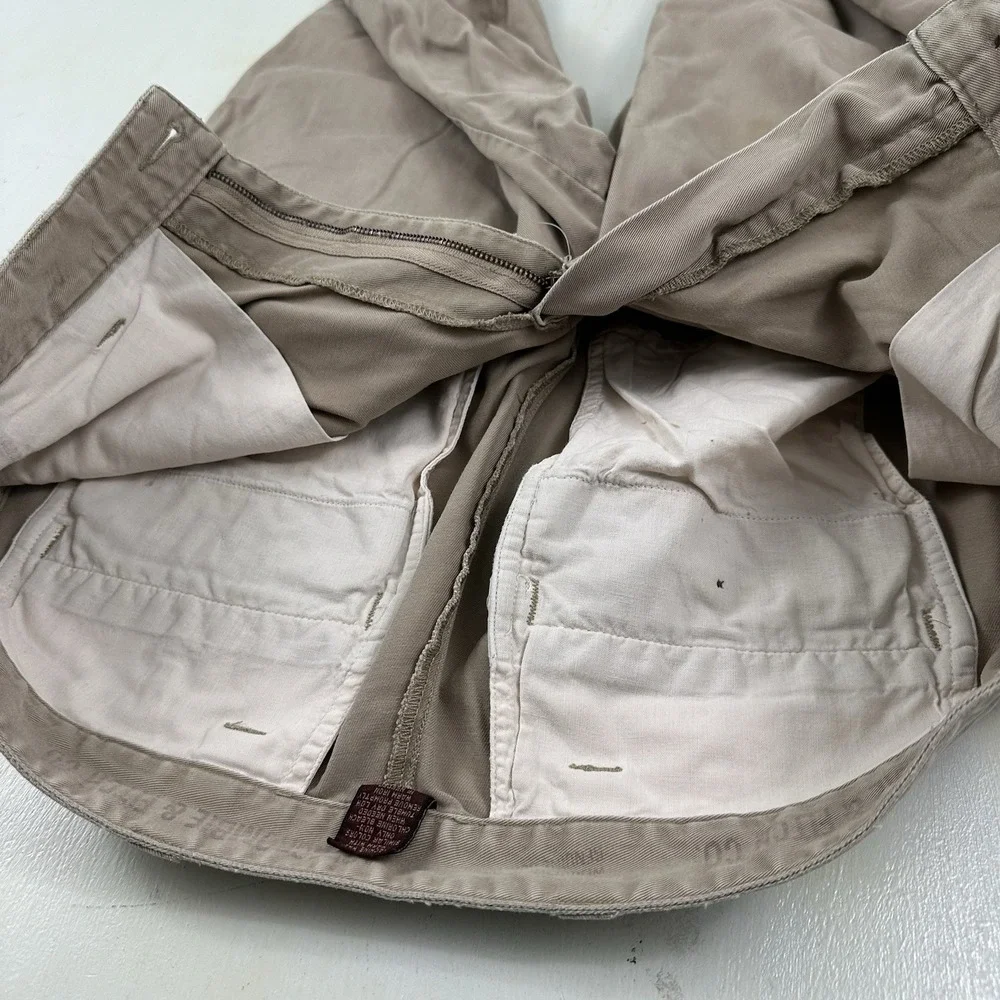 Abercrombie & Fitch couple buttons